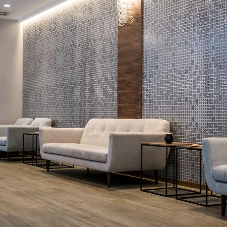 Charm - Formerly Boutique Hotel