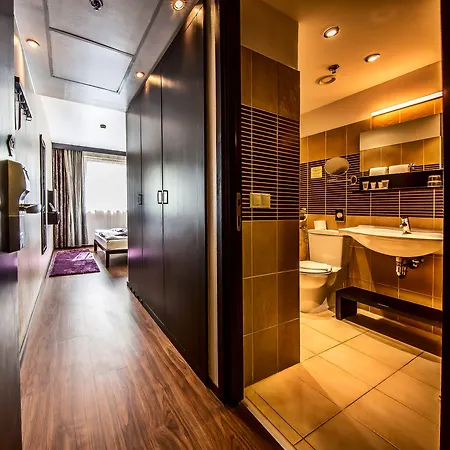 Charm - Formerly Boutique Hotel