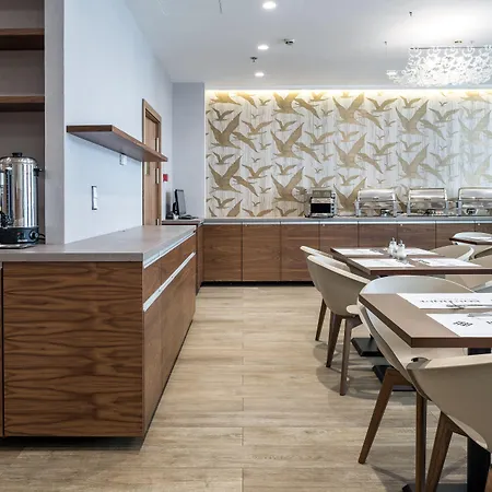 Hotel Charm - Formerly Boutique