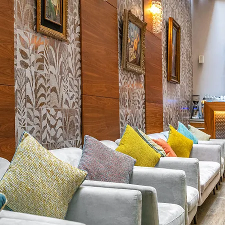 Hotel Charm - Formerly Boutique Budapest