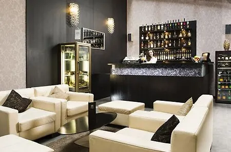Charm - Formerly Boutique