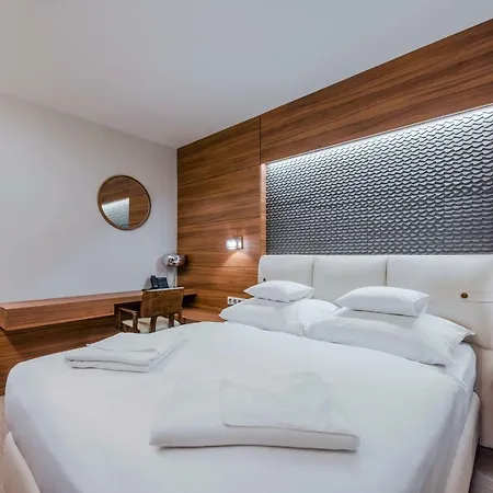 Charm - Formerly Boutique 4* بودابست
