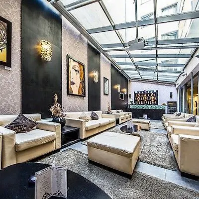 Charm - Formerly Boutique