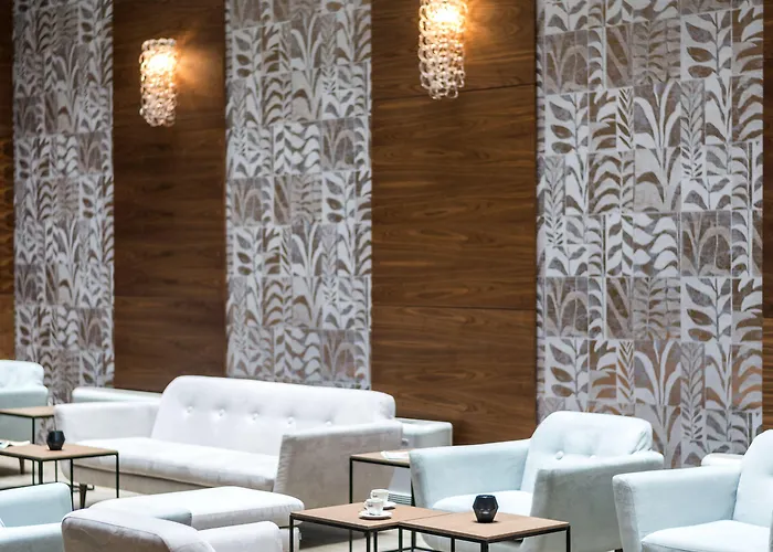 Charm - Formerly Boutique 4*