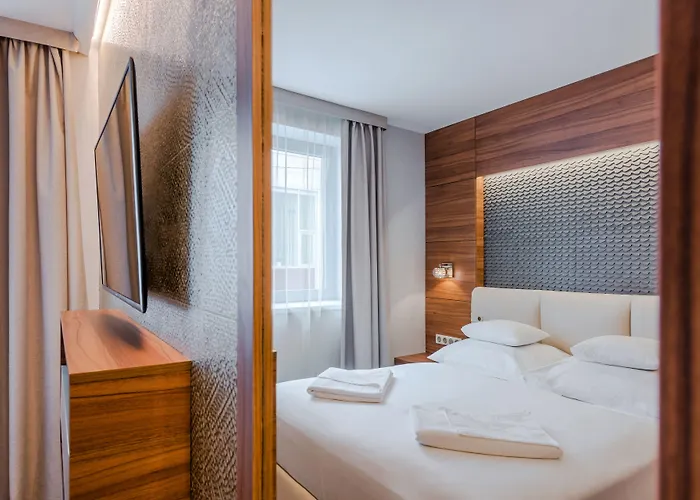 Charm - Formerly Boutique Отель