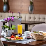 Charm - Formerly Boutique